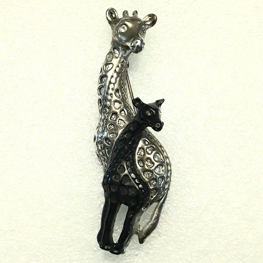 Vintage Giraffe Pin, Giraffe Brooch, Vintage Pins